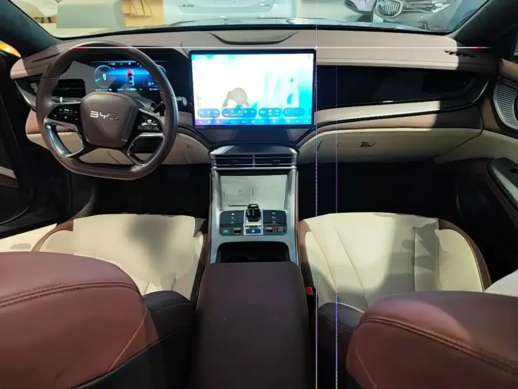 BYD Seal — фото 9