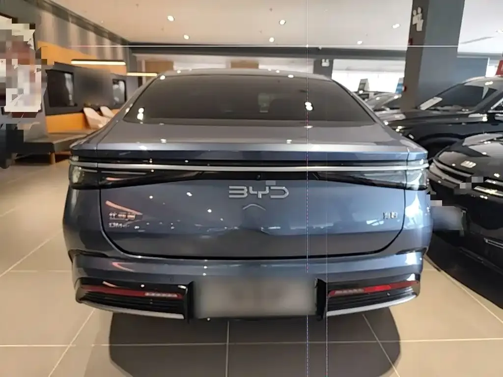 BYD Seal — фото 2