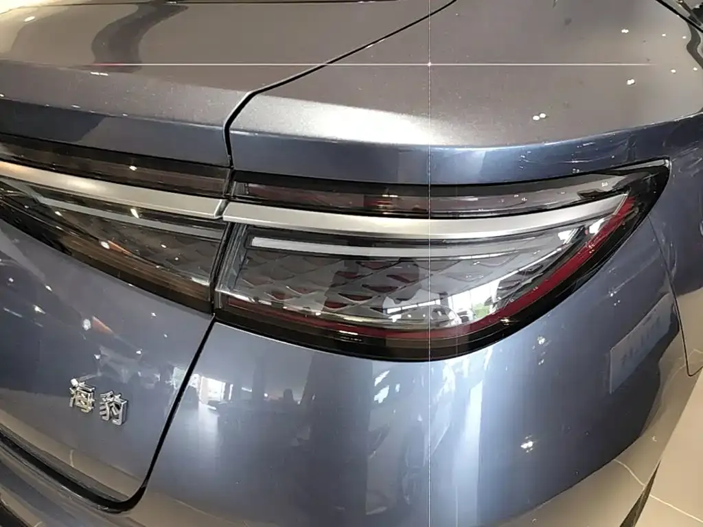 BYD Seal — фото 7