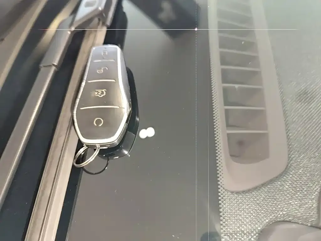 BYD Seal — фото 4