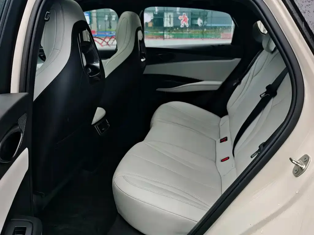 BYD Seal 06 — фото 2