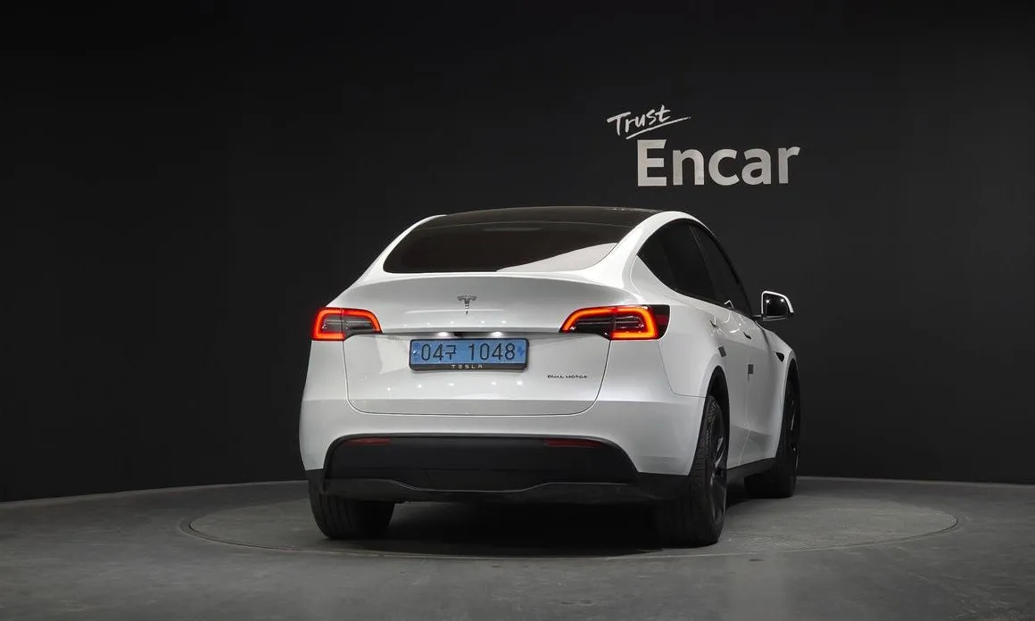 Tesla Model Y — фото 4