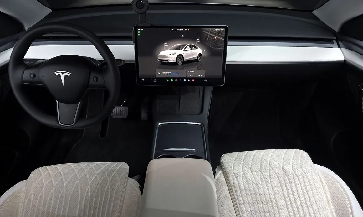 Tesla Model Y — фото 8