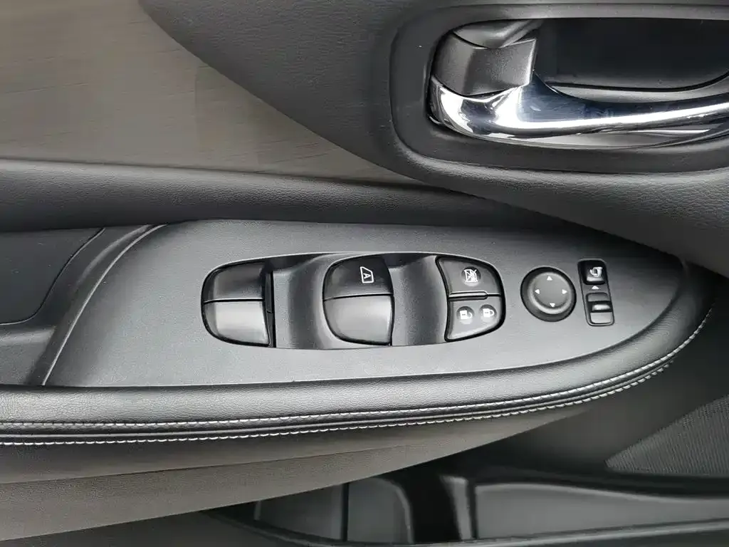 Nissan Murano — фото 9