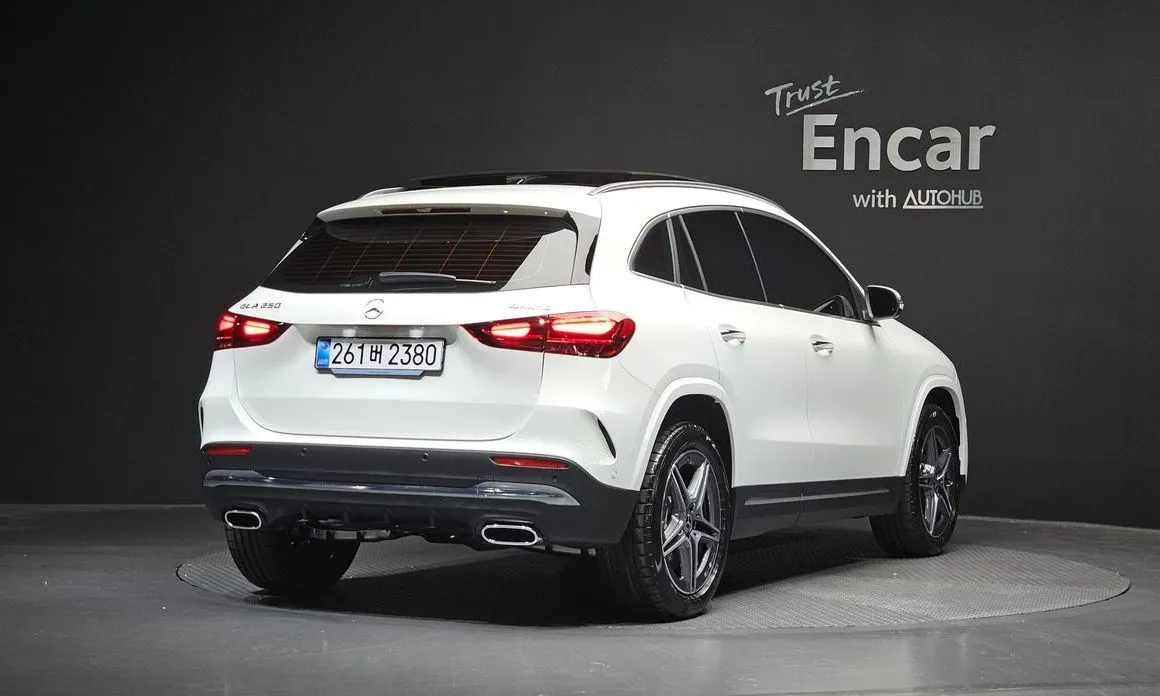 Mercedes-Benz GLA-Class — фото 7