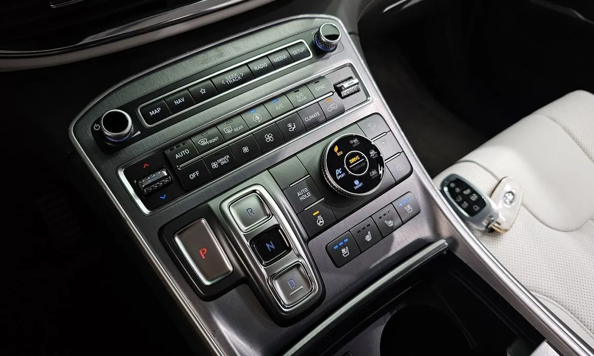 Hyundai Santafe — фото 9