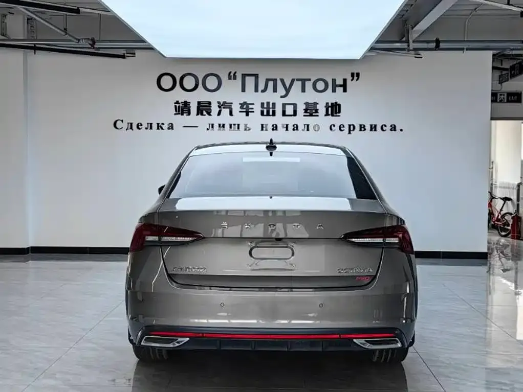 Skoda Octavia — фото 3
