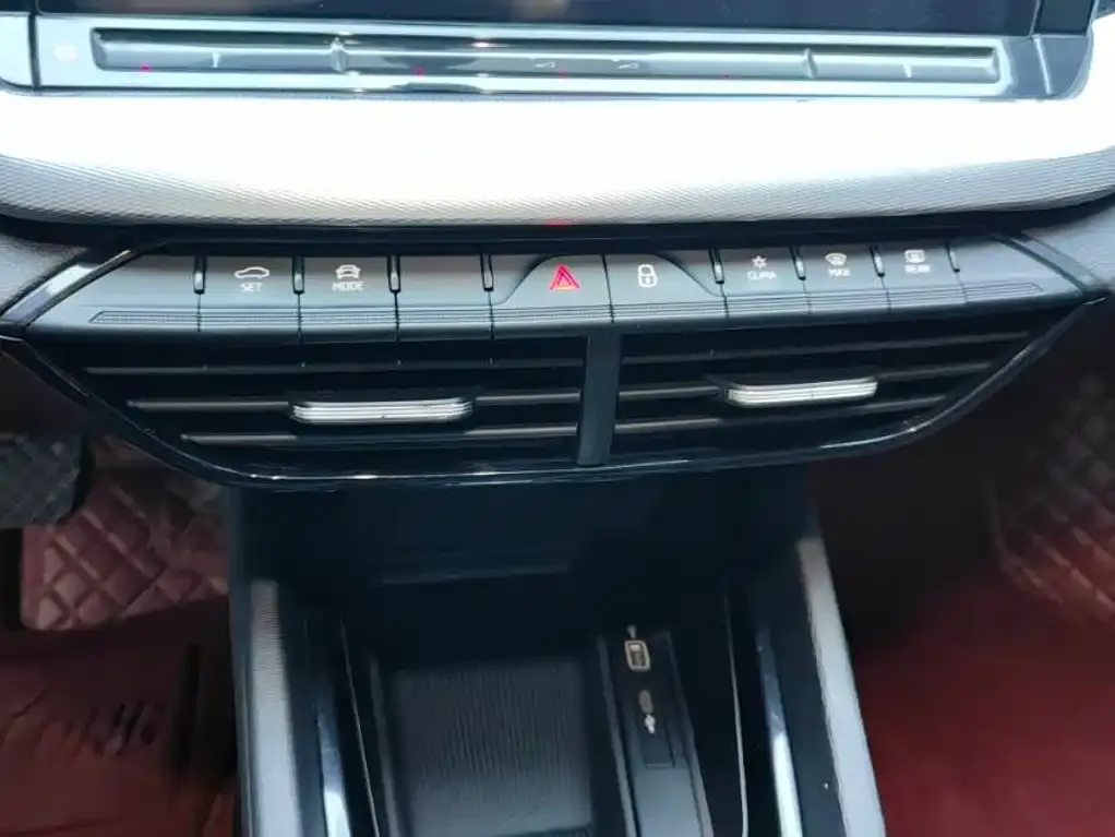 Skoda Octavia — фото 2