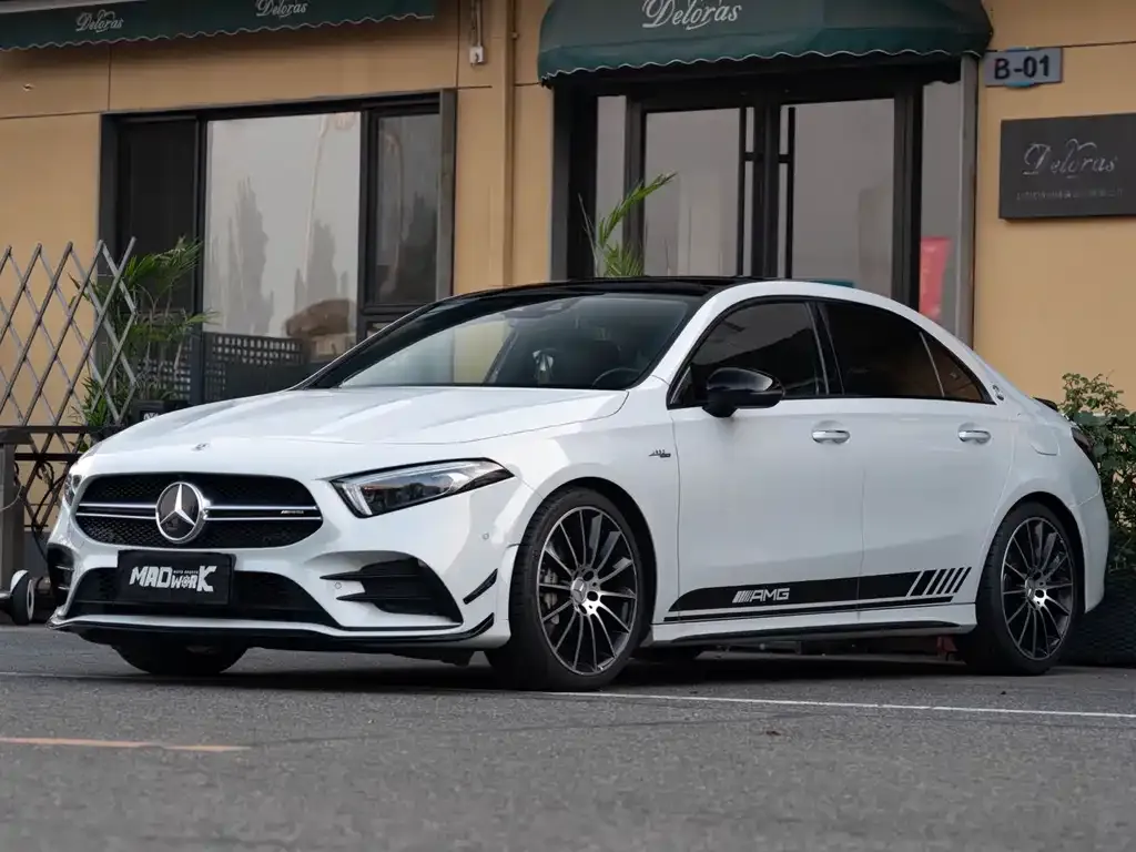 Mercedes-Benz A-Class AMG — фото 1