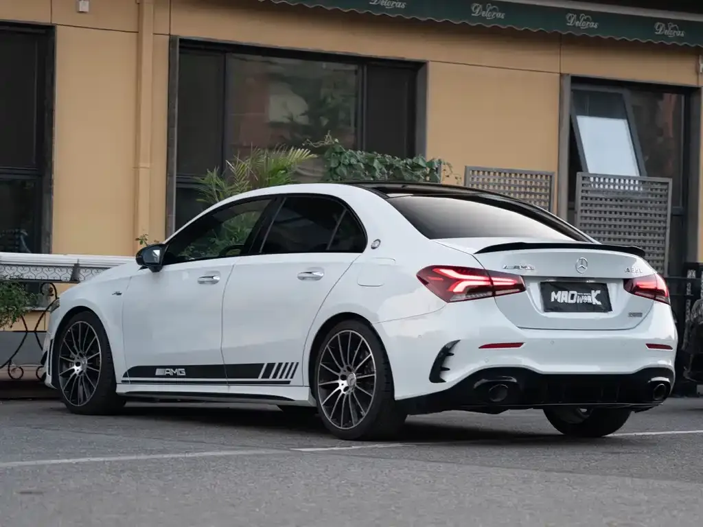 Mercedes-Benz A-Class AMG — фото 8