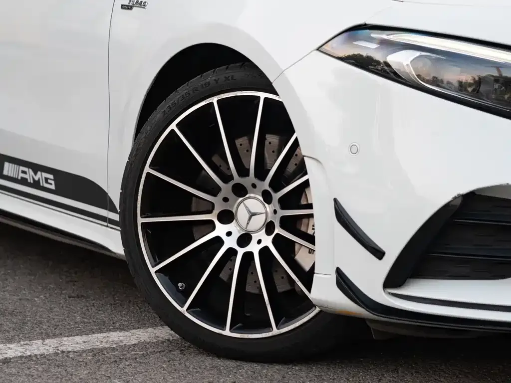 Mercedes-Benz A-Class AMG — фото 5