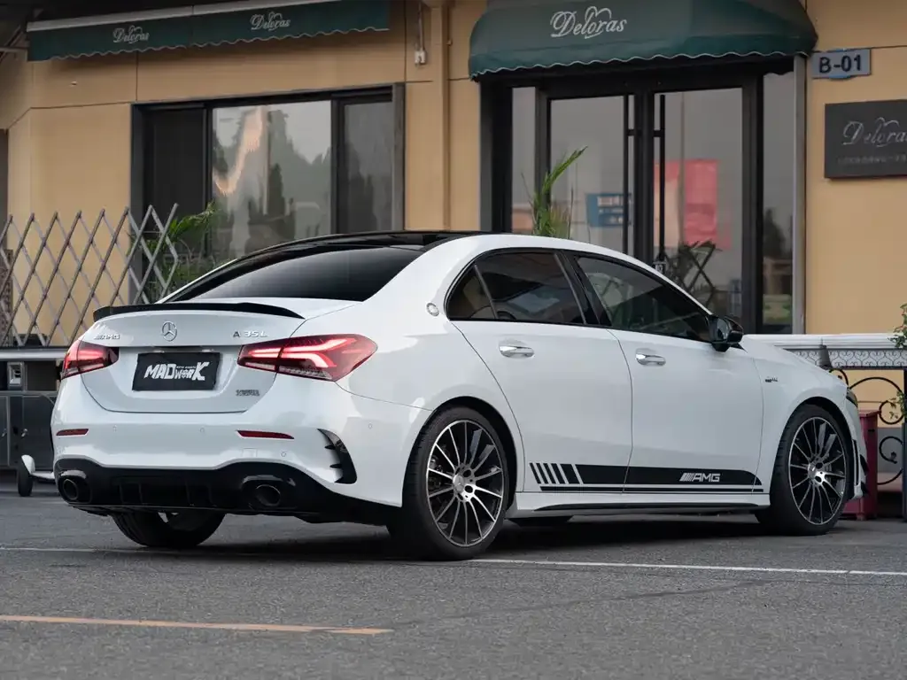 Mercedes-Benz A-Class AMG — фото 10