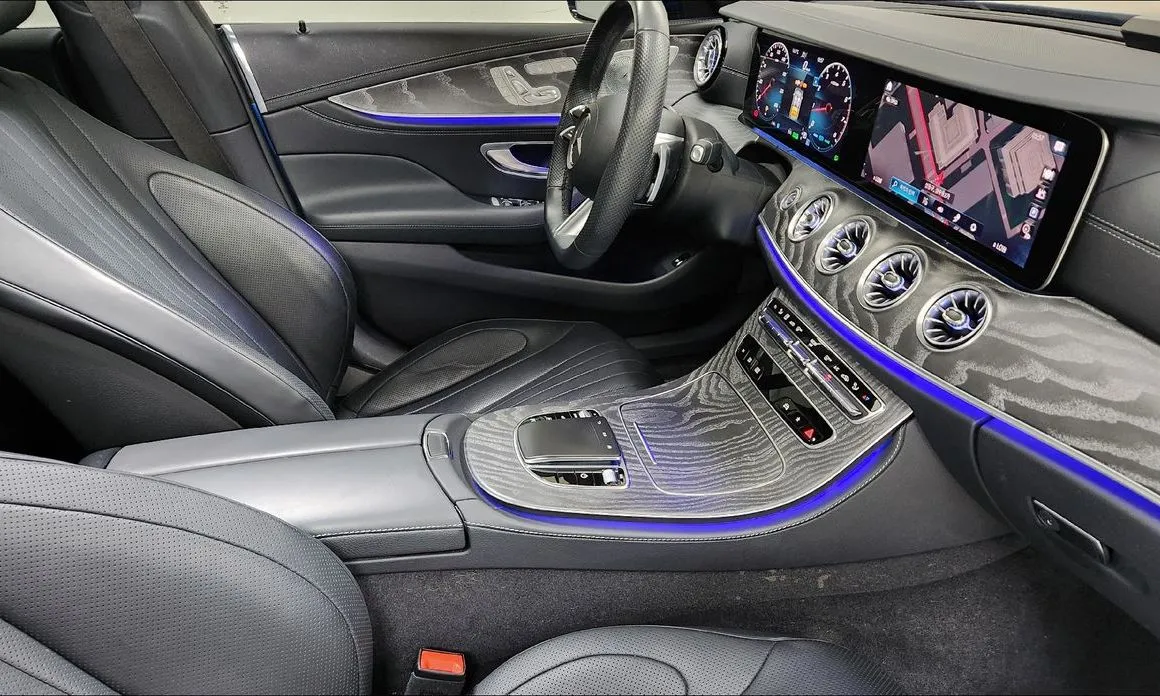 Mercedes-Benz CLS-Class — фото 10