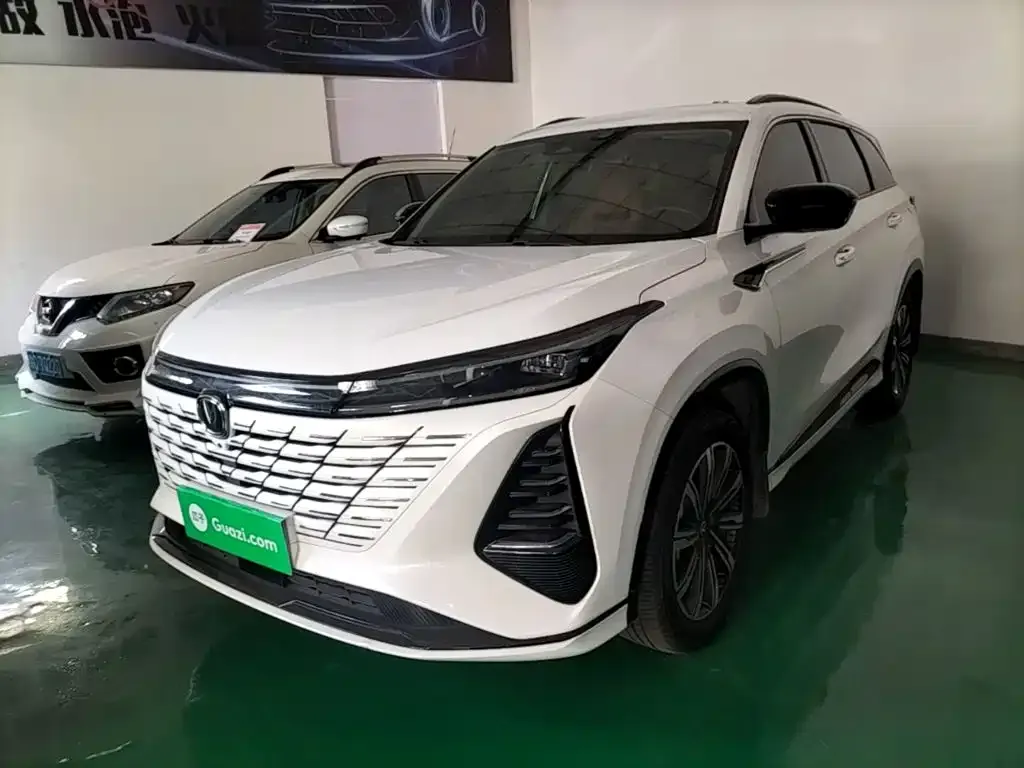 Changan CS75PLUS — фото 2