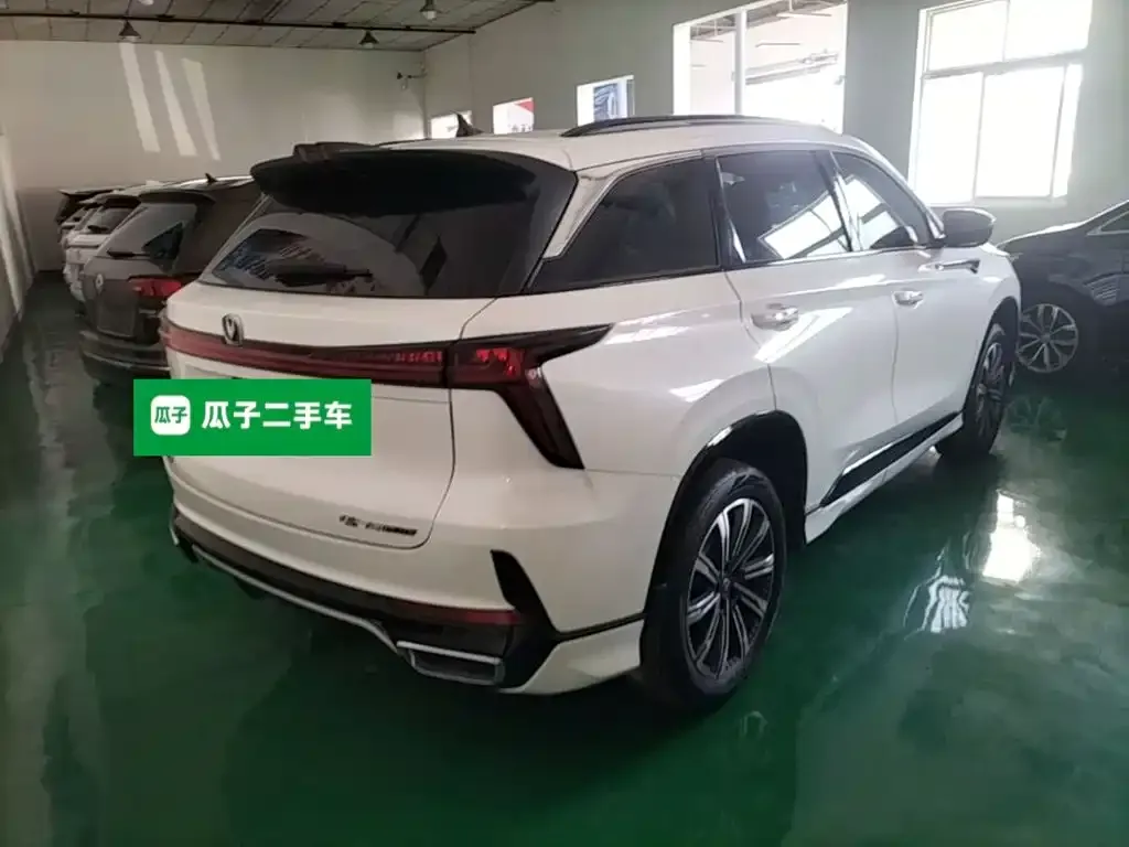 Changan CS75PLUS — фото 4