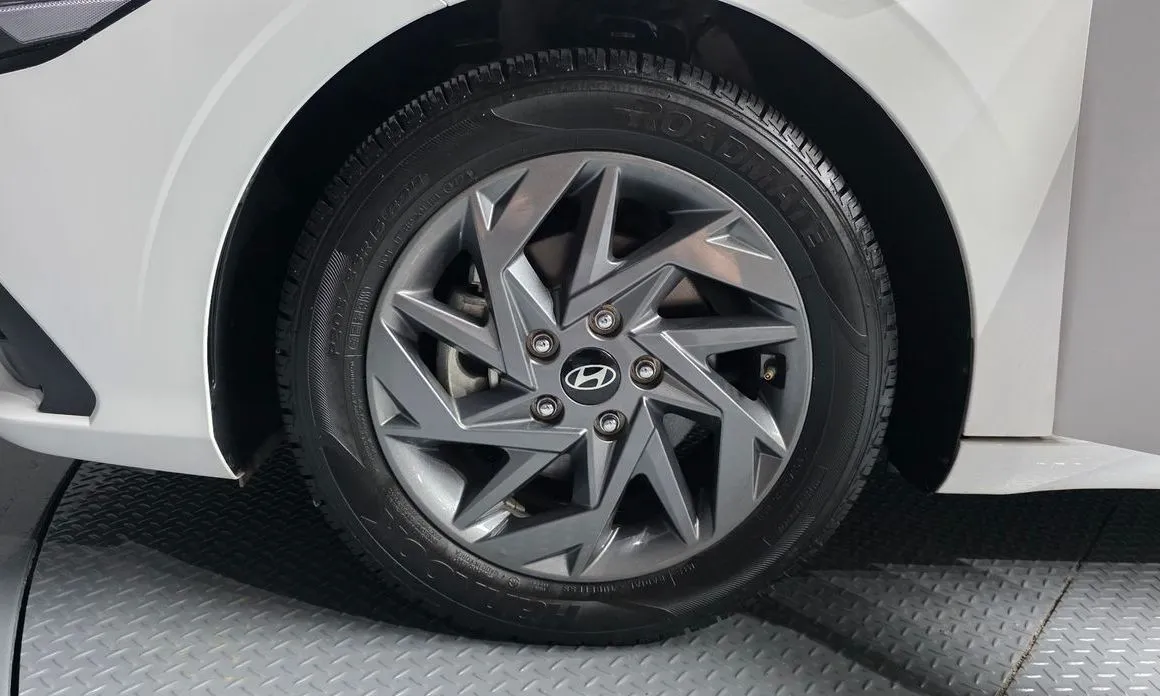 Hyundai AVANTE — фото 9