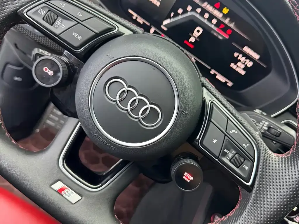Audi S4 — фото 9