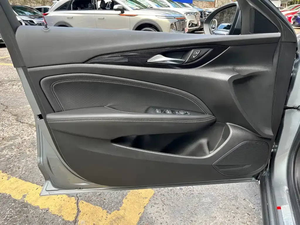 Buick Regal — фото 9