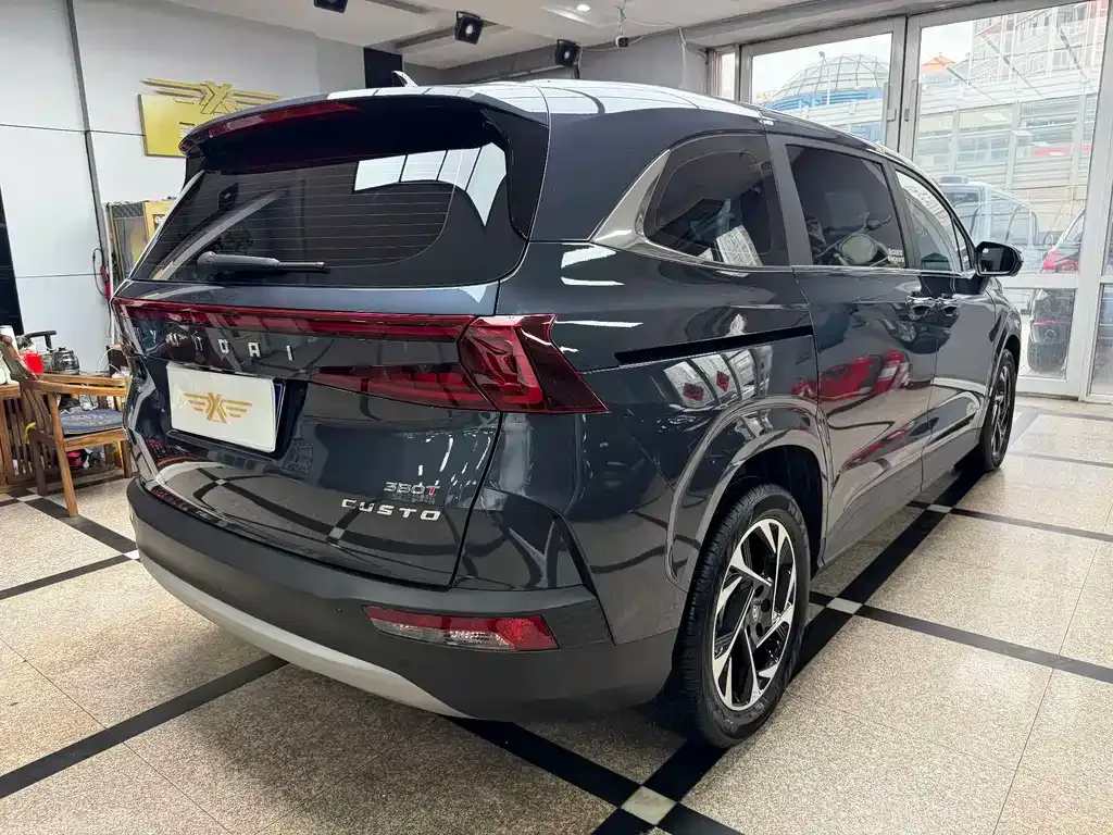 Hyundai Custo — фото 3