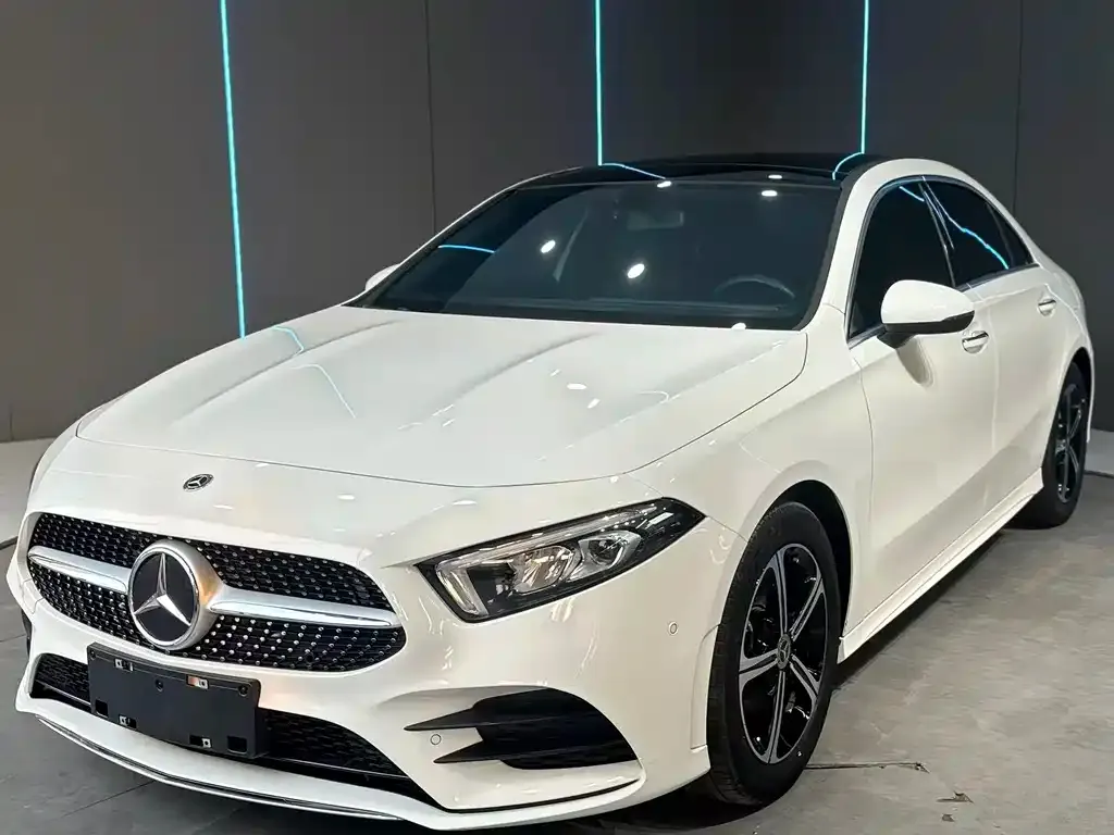Mercedes-Benz A-Class — фото 1