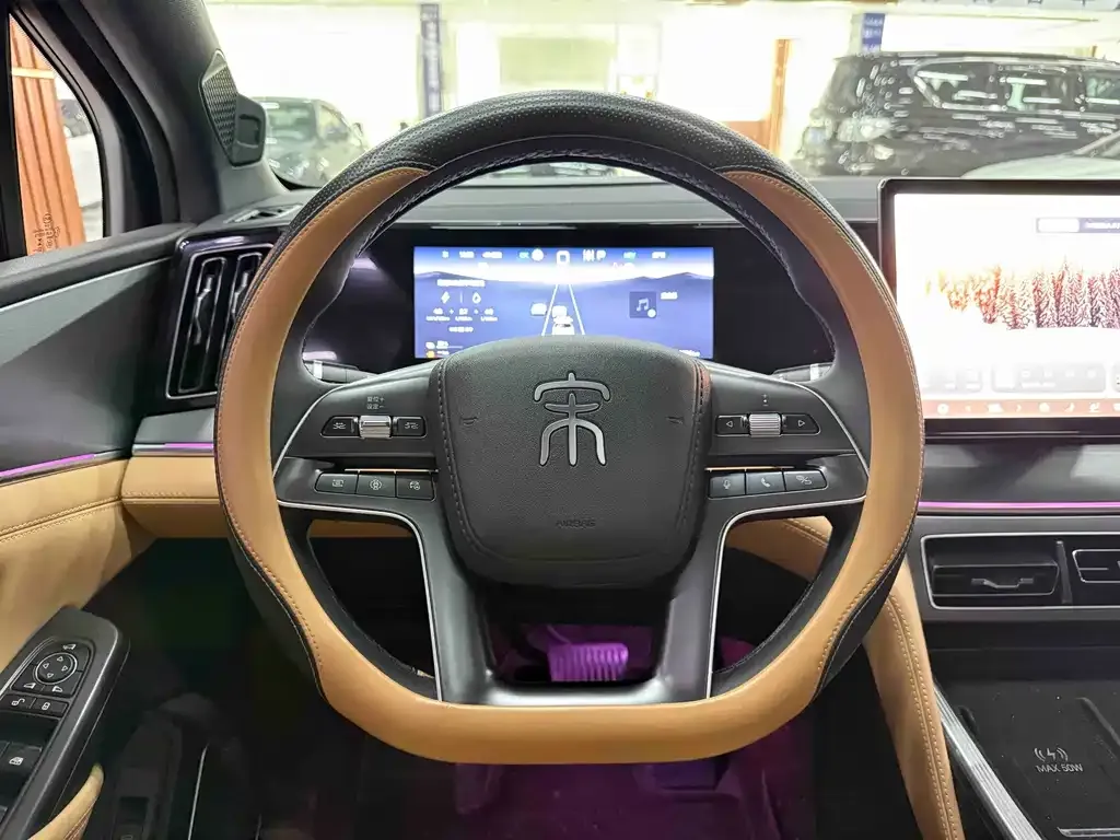 BYD L DM-i — фото 2