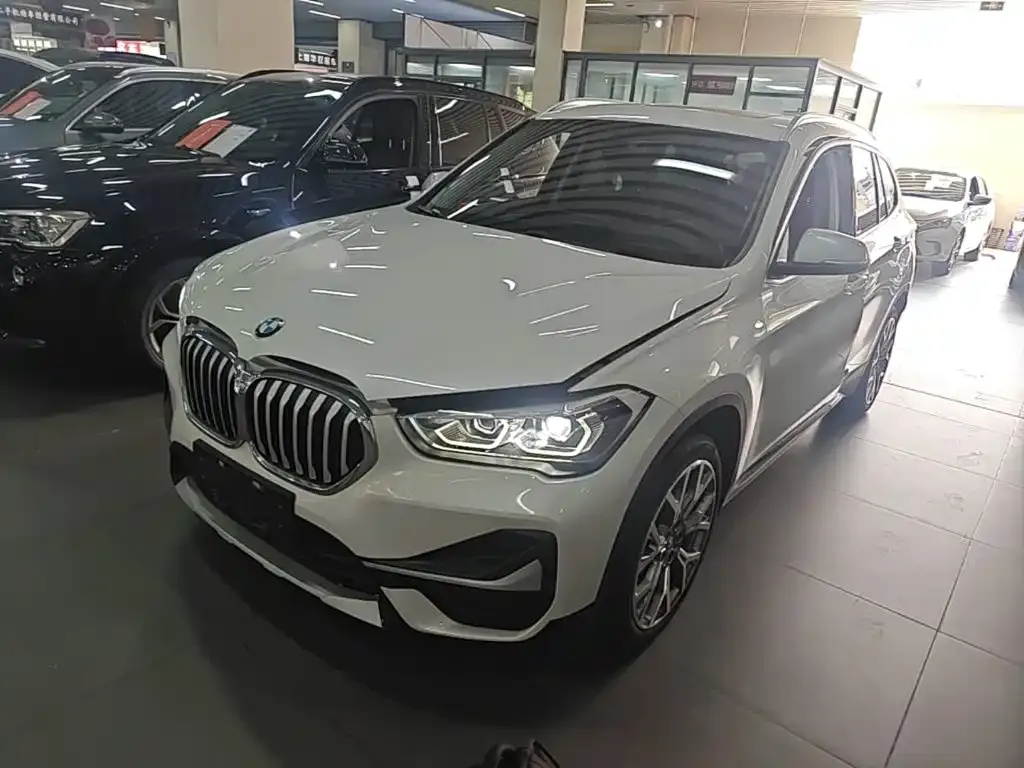 BMW X1 — фото 4