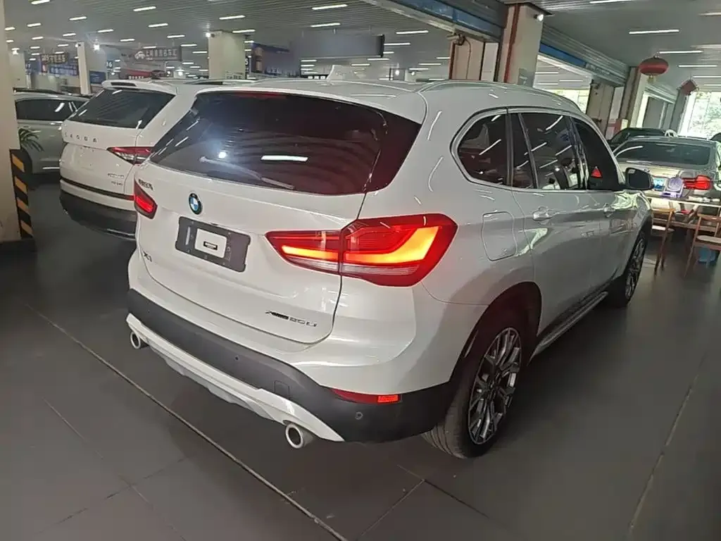 BMW X1 — фото 3