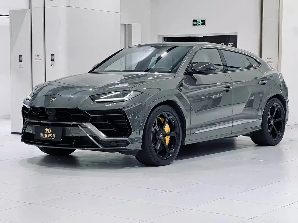 Lamborghini Urus — фото 2