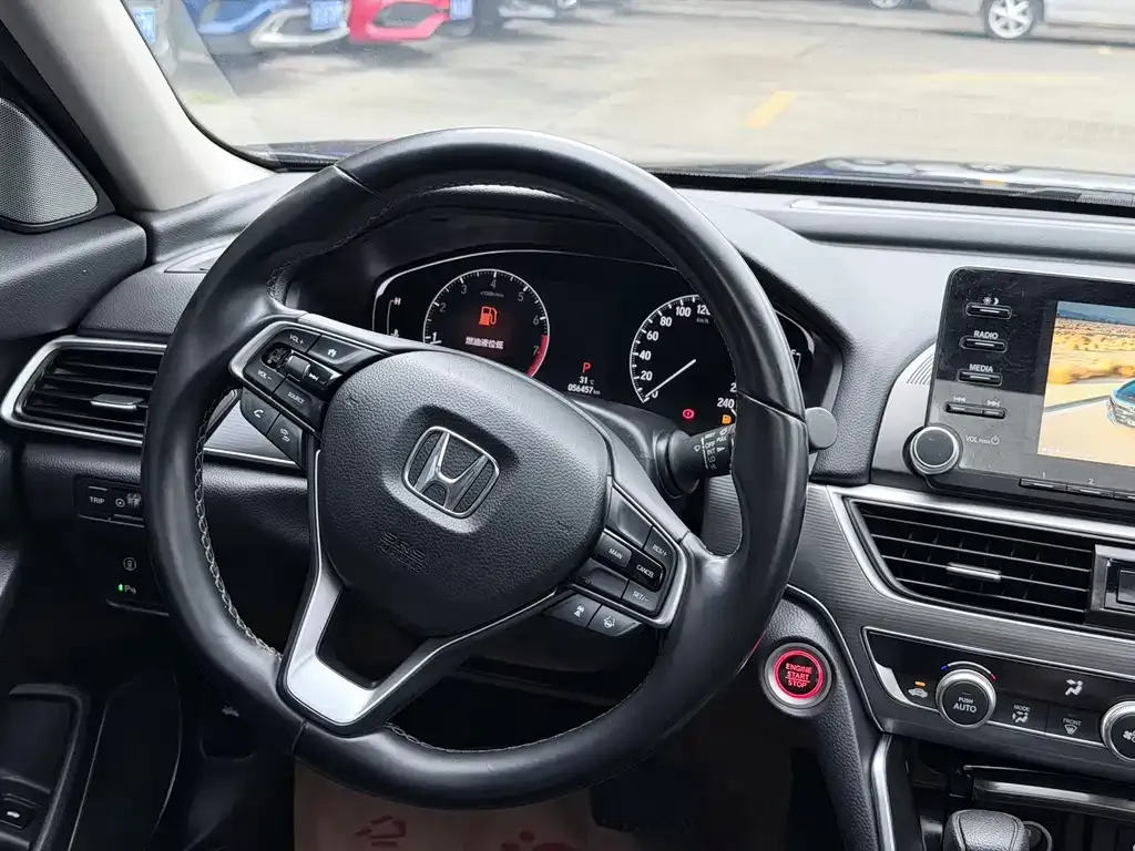 Honda Accord — фото 5