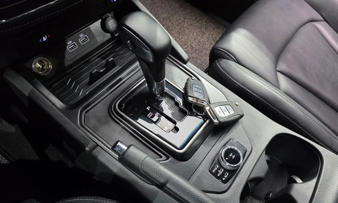 KG Mobility (Ssangyong) Rexton — фото 9