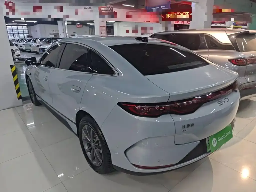 BYD Qin L — фото 10