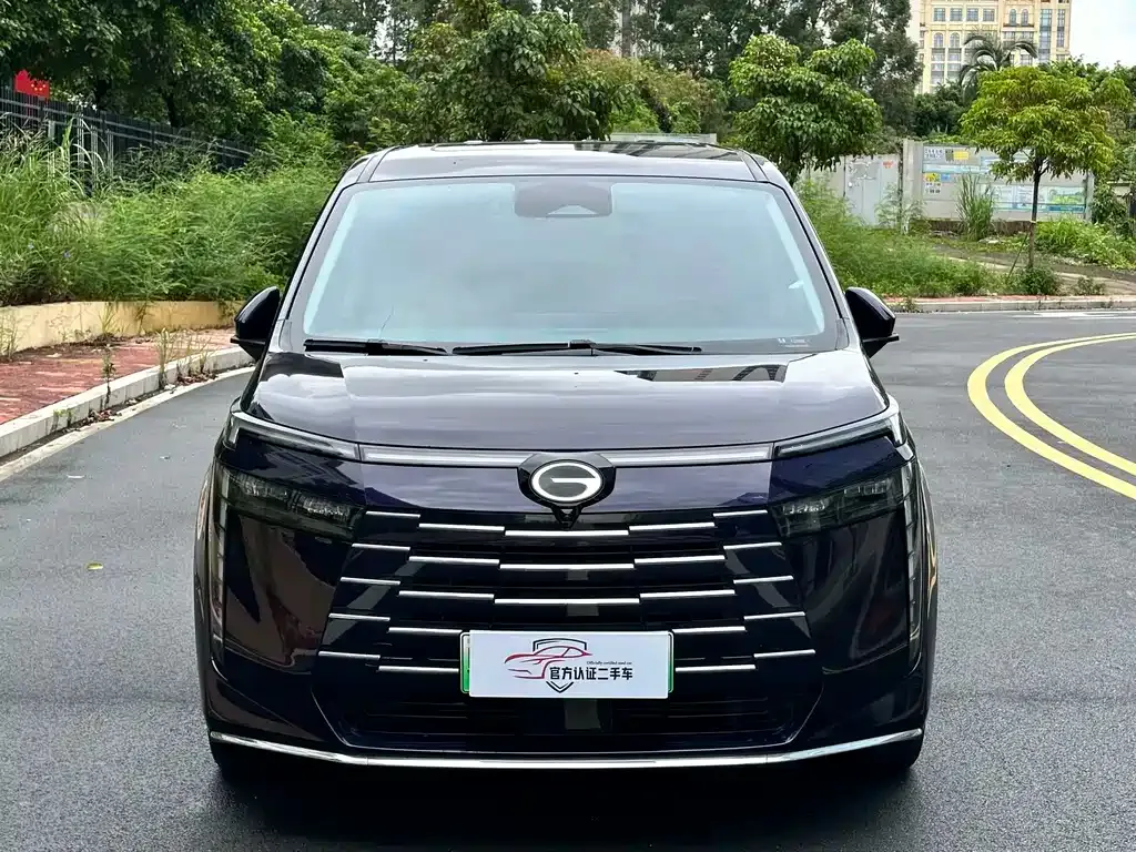 GAC Motor 传祺E8 PHEV — фото 6