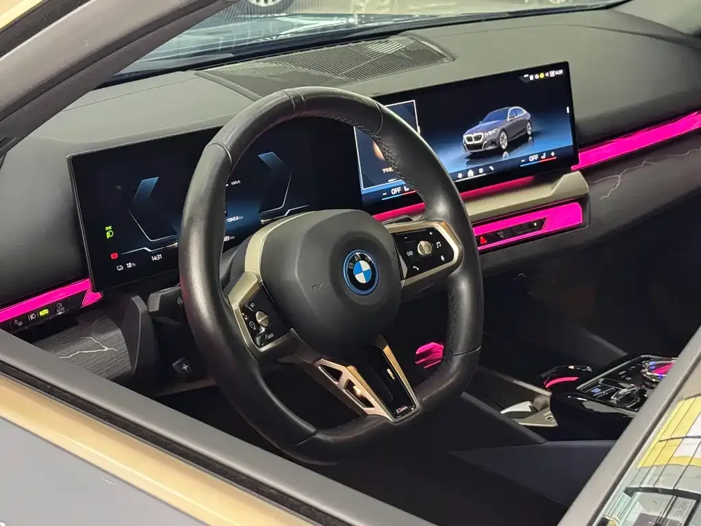 BMW i5 — фото 9