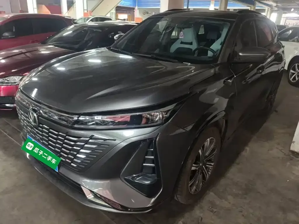 Changan CS75PLUS — фото 1