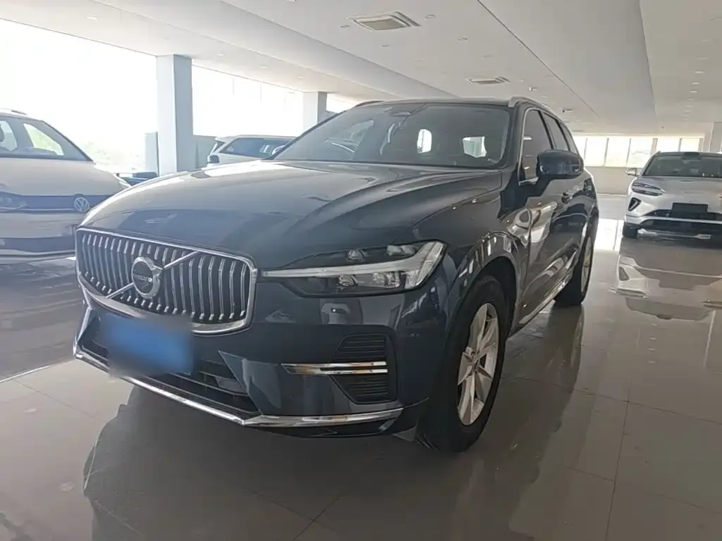 Volvo XC60 — фото 2