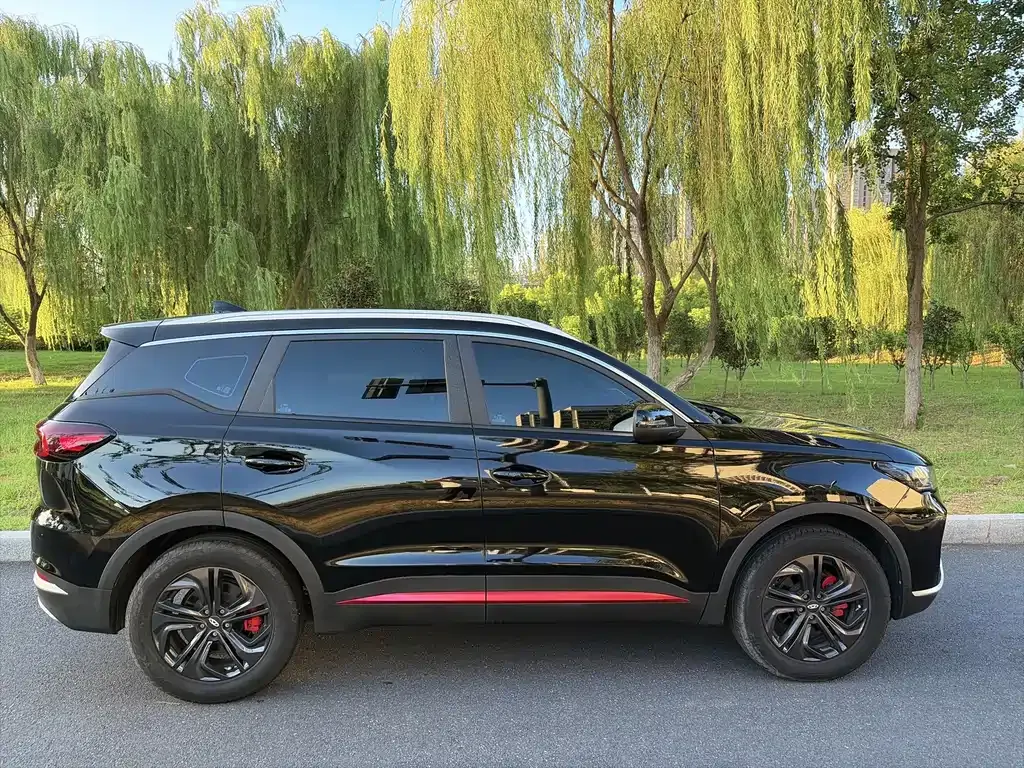 Chery Tiggo 7 — фото 9