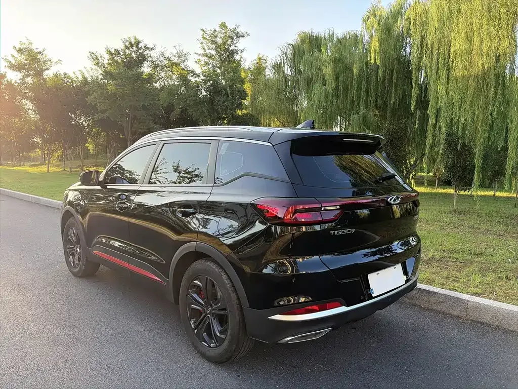Chery Tiggo 7 — фото 10