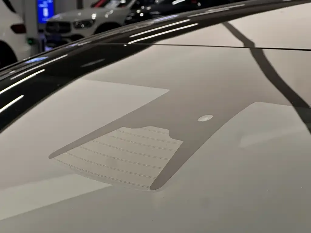 Tesla Model 3 — фото 2