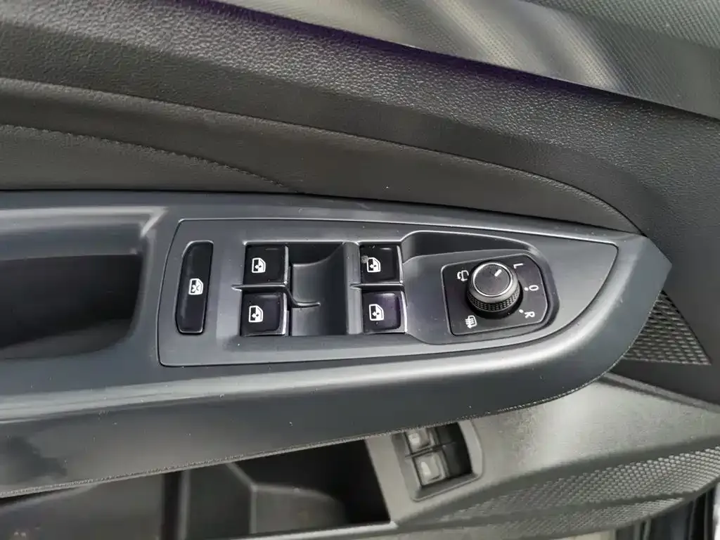 Volkswagen 帕萨特插电混动 — фото 10
