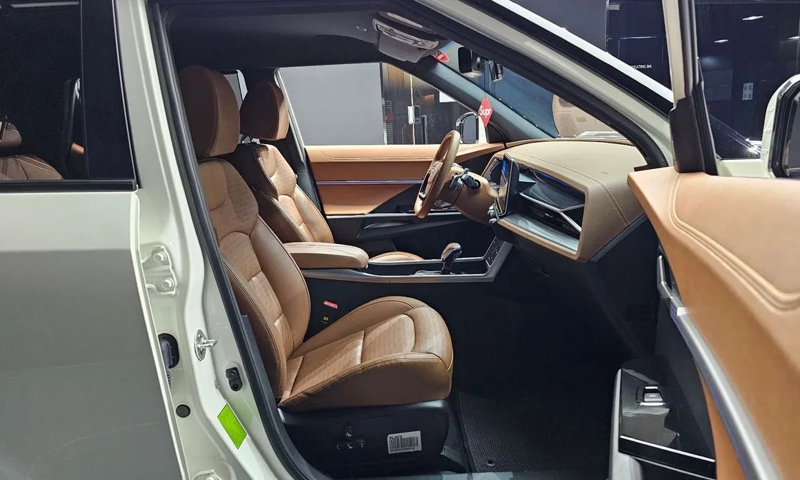 KG Mobility (Ssangyong) Torres — фото 10