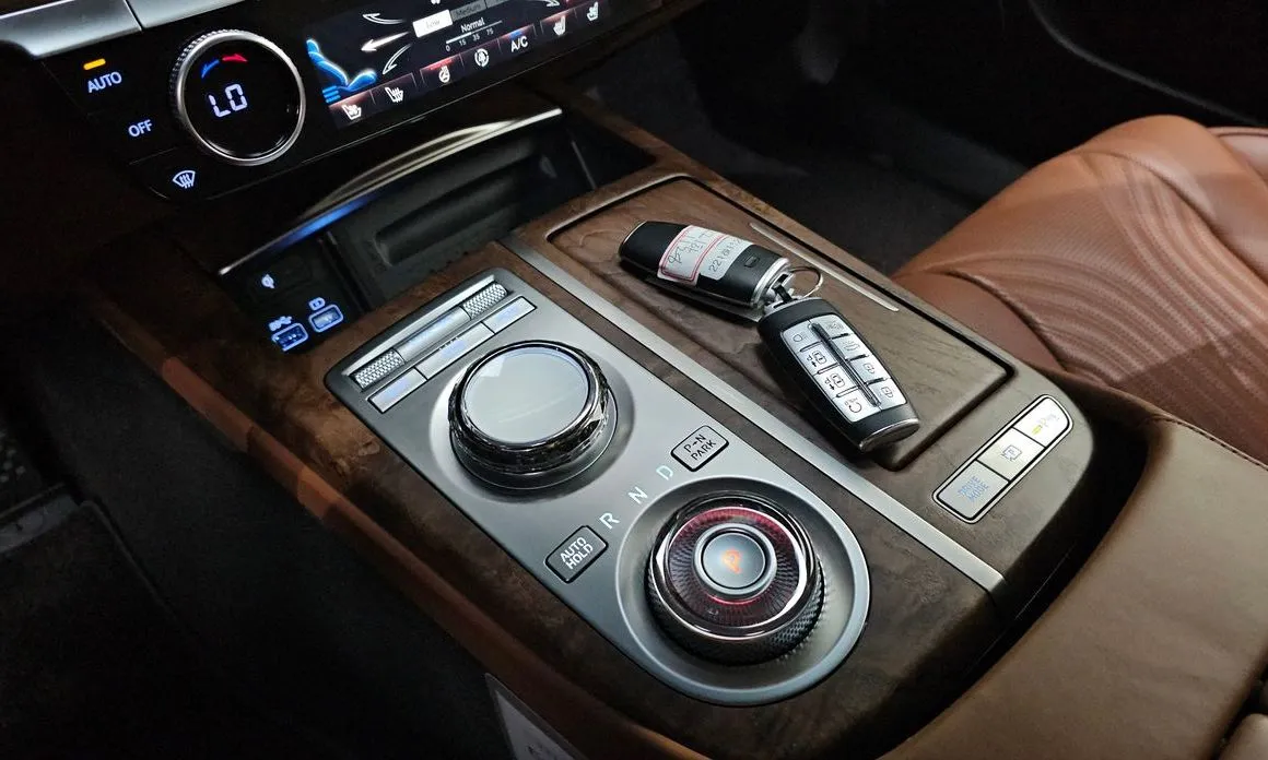 Genesis G80 — фото 10