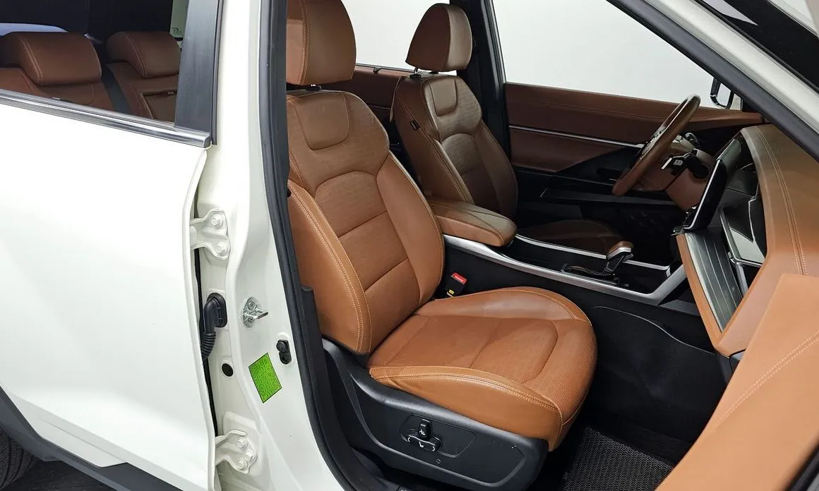 KG Mobility (Ssangyong) Torres — фото 9