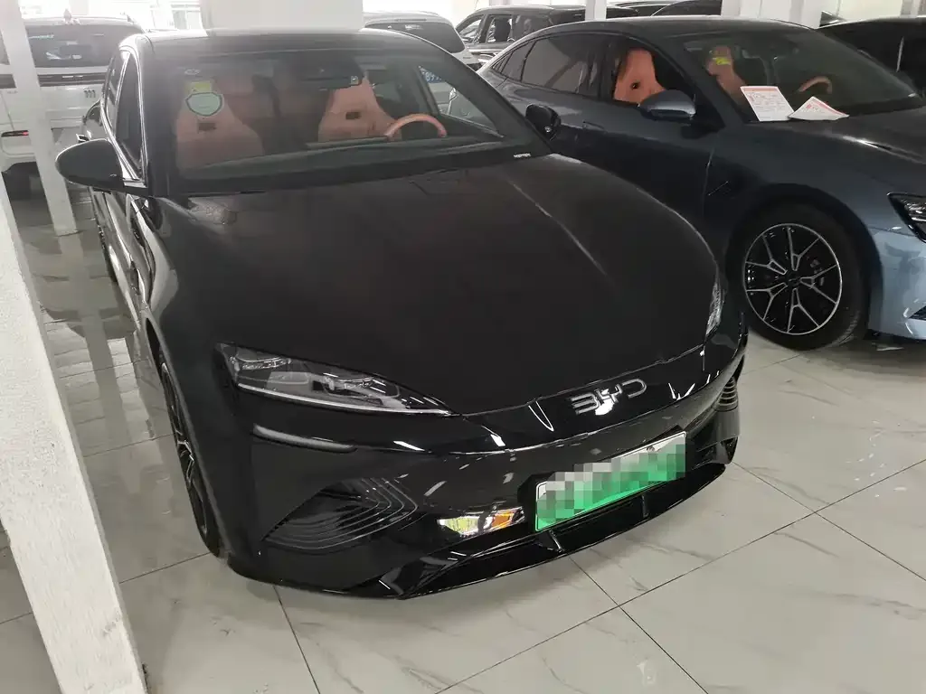 BYD Seal — фото 6