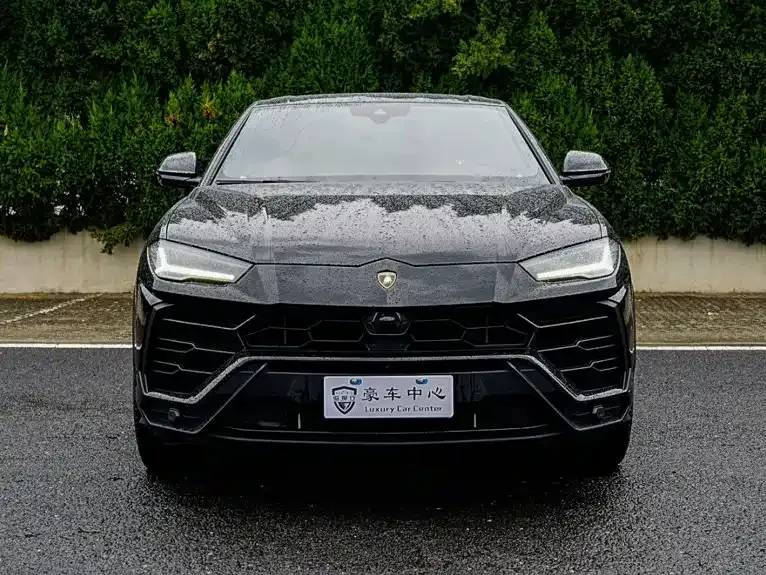 Lamborghini Urus — фото 6