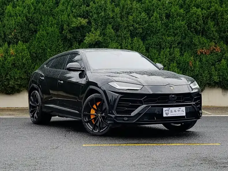 Lamborghini Urus — фото 3