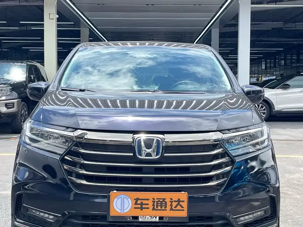 Honda Odyssey — фото 1