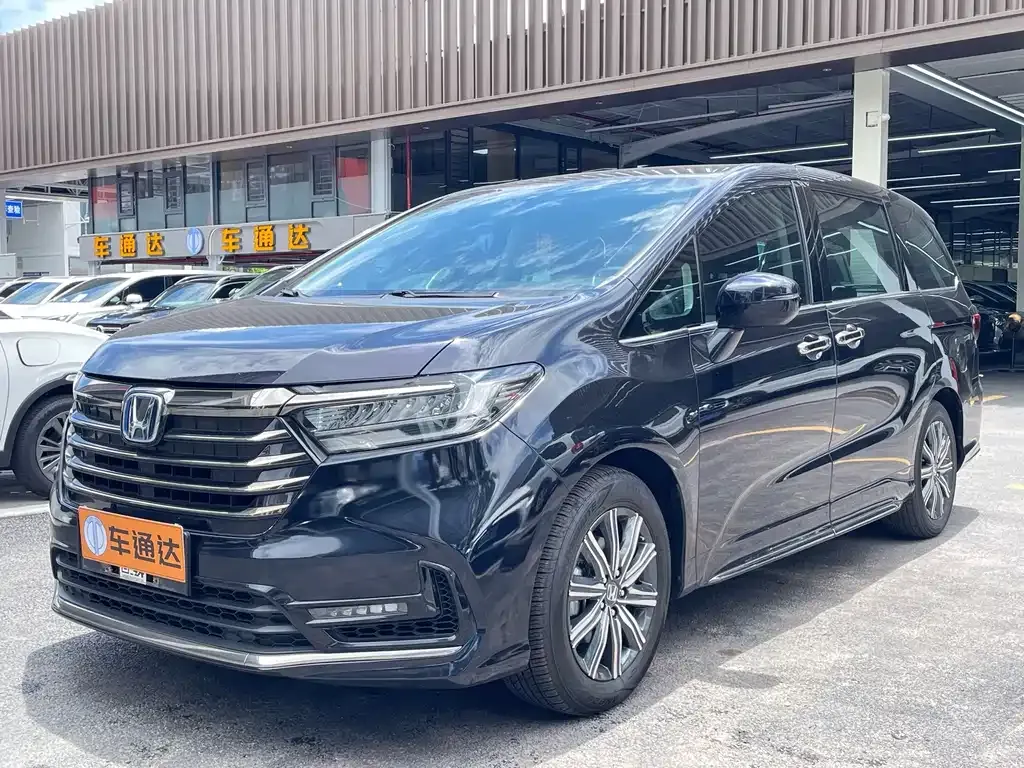 Honda Odyssey — фото 10