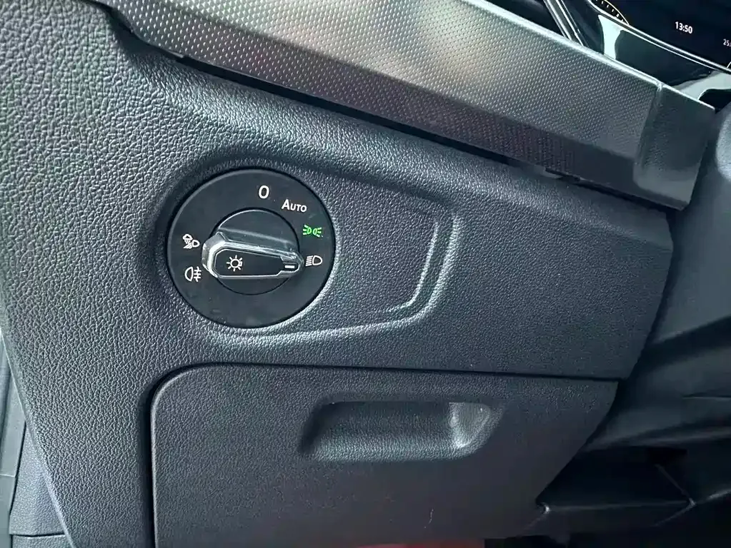 Volkswagen Passat — фото 8