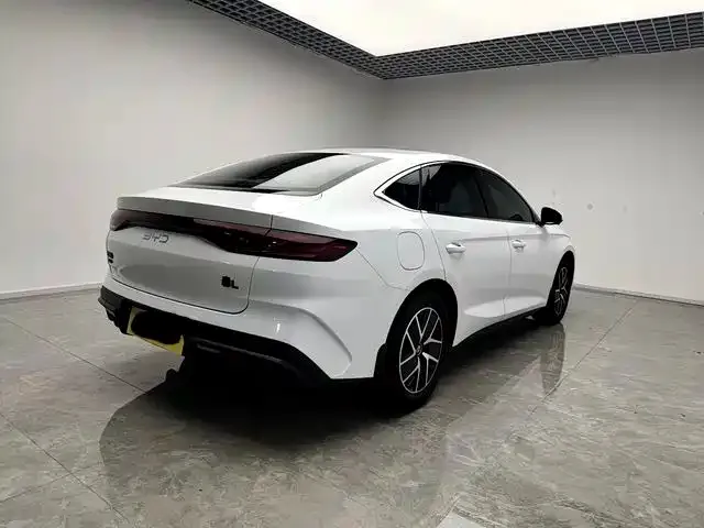 BYD Qin L — фото 6