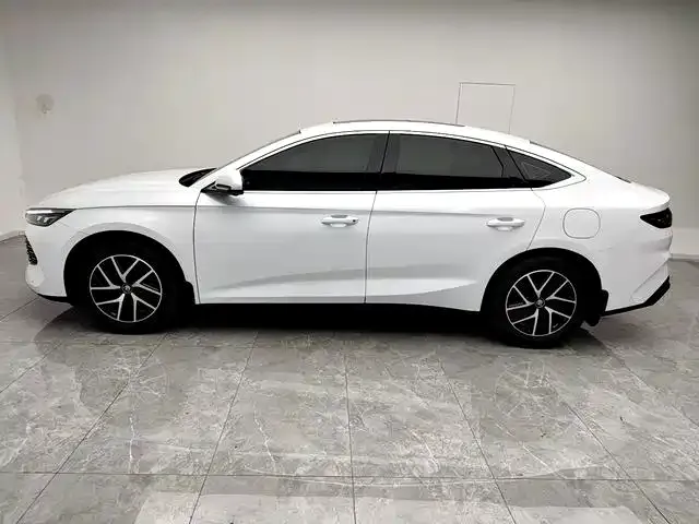 BYD Qin L — фото 7
